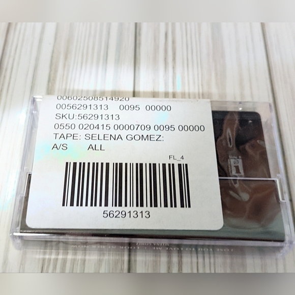 Selena Gomez Lose You to Love Me, Look at Her Now Cassette Tape NWT - Picture 4 of 4